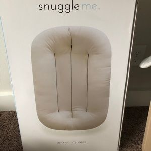 Snuggle me lounger